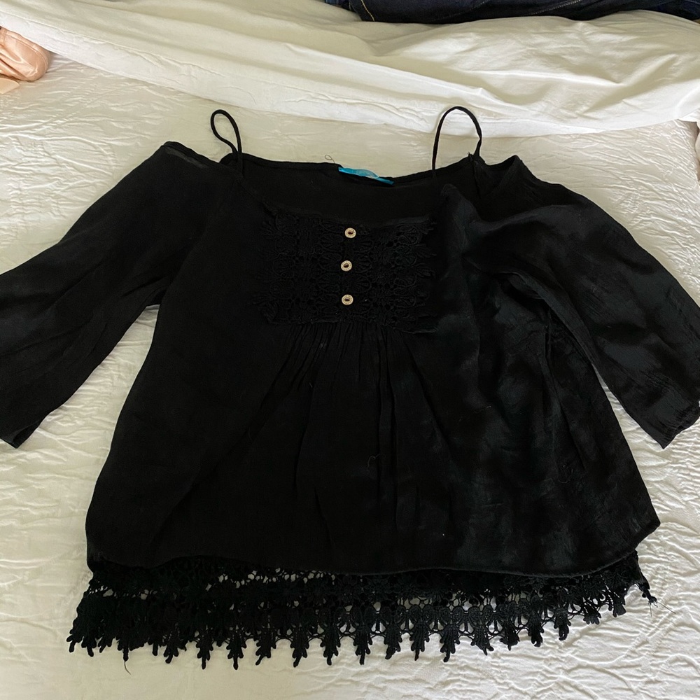 Francescas off the shoulder top!